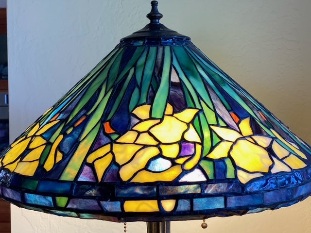 Daffodils Stained Glass Lamp